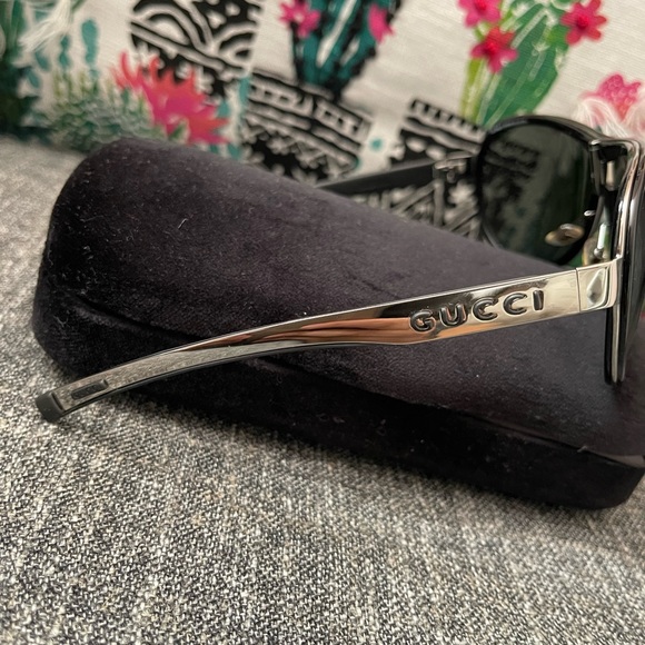 GUCCI SUNGLASSES black/silver EUC…Men’s… Full Inclusion … Authentic.. - Picture 4 of 9